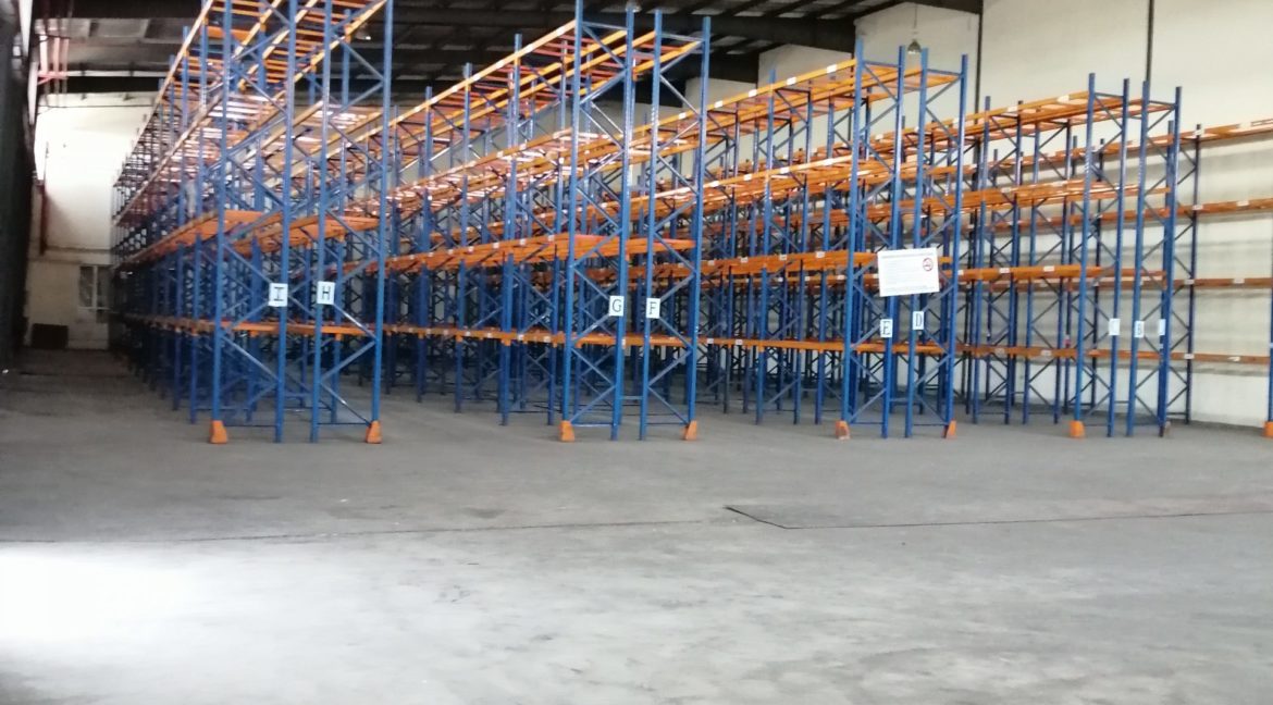 Seksyen 27, Shah Alam Factory For rent with racking system