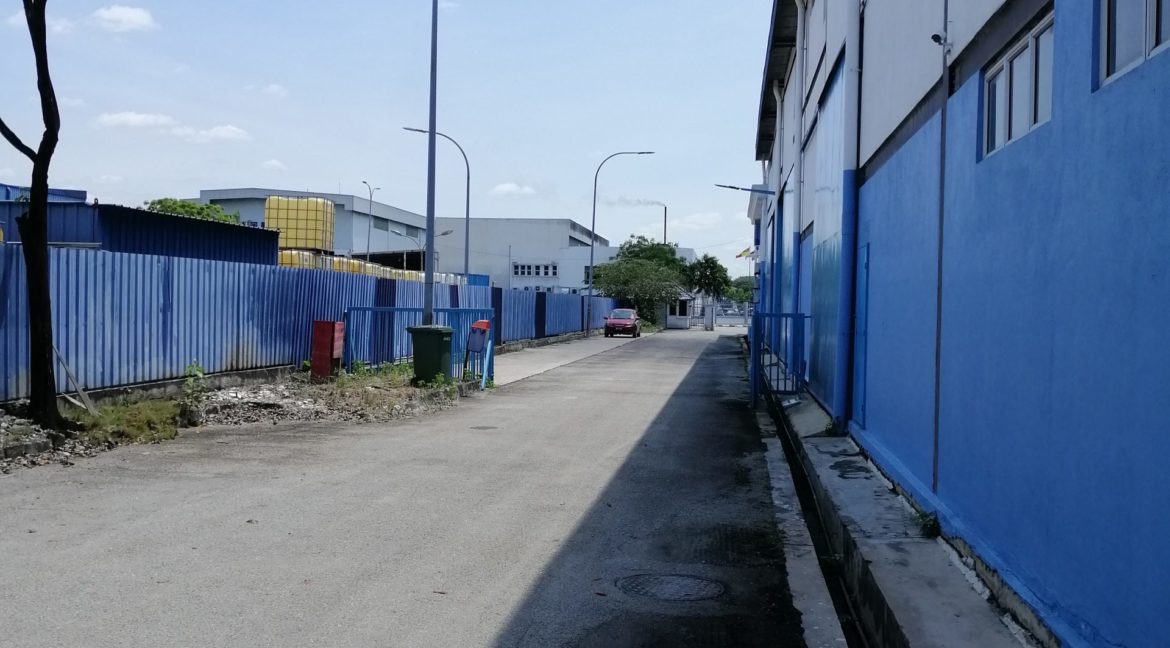 Seksyen 27, Shah Alam. Semi-D Factory