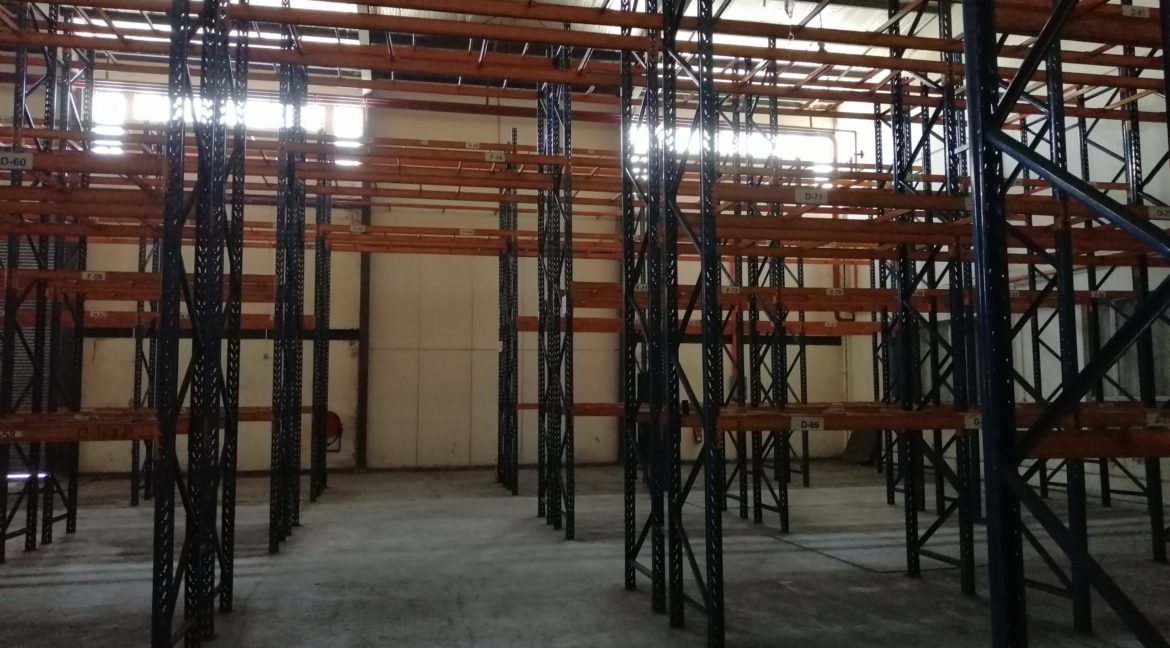 Shah alam, Semi-D factory with Racking