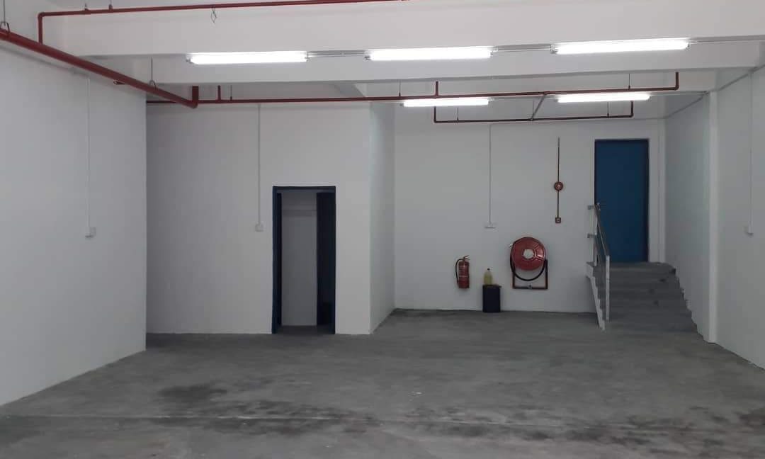 PKFZ Pulau Indah Selangor Free Trade Zone Warehouse with Loading Bay